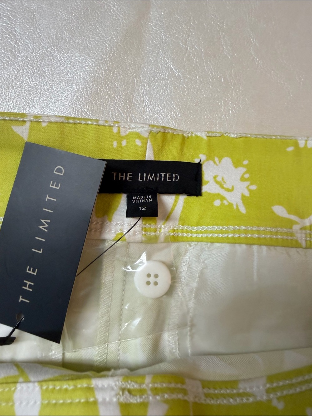 The Limited White and Lime Floral  Shorts - Picture 4 of 7
